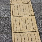 視覚障害者誘導用ブロック