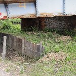 線路の下